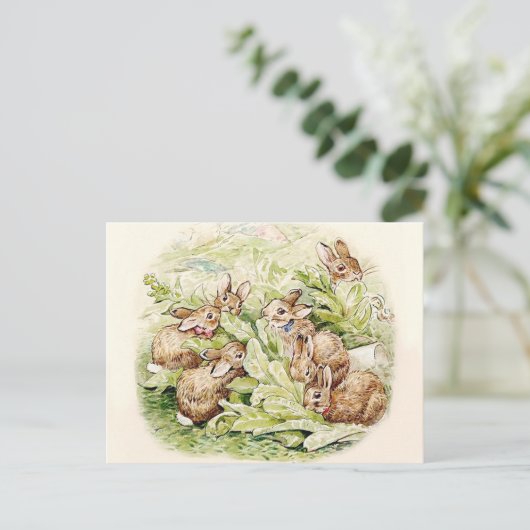 Bunnies in Lettuce Patch von Beatrix Potter Postkarte (Stehend Vorderseite)
