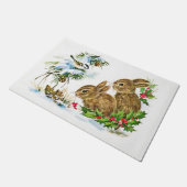 Bunnies und Bird geniessen Schneeschuhwanderung Fußmatte (Schrägansicht)