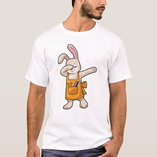 Bunny als Friseur mit Comb & Schere T-Shirt (Vorderseite)