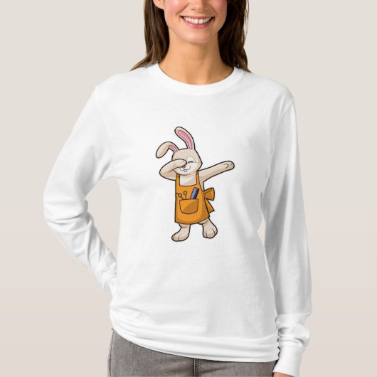 Bunny als Friseur mit Comb & Schere T-Shirt (Vorderseite)