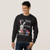 Bunny Eat Chocolate Eggs wird bester Freund von Sweatshirt (Vorne ganz)