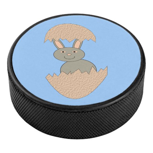 Bunny Hatching von Egg Weird Hockey Puck (3/4)