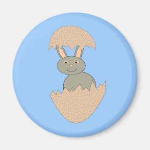 Bunny Hatching von Egg Weird Magnet