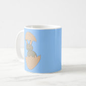 Bunny Hatching von Egg Weird Tasse (Vorderseite Links)