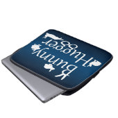 Bunny Hugger Laptop Sleeve (dunkelblau/hellblau) (Vorne Knopf)