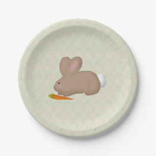 Bunny mit Karottenpapier-Tellern Pappteller