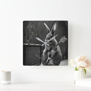 Bunny Playing a Gitarre Quadratische Wanduhr