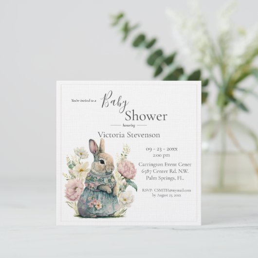 Bunny Rabbit Floral Baby Girl Dusche Einladung (Stehend Vorderseite)