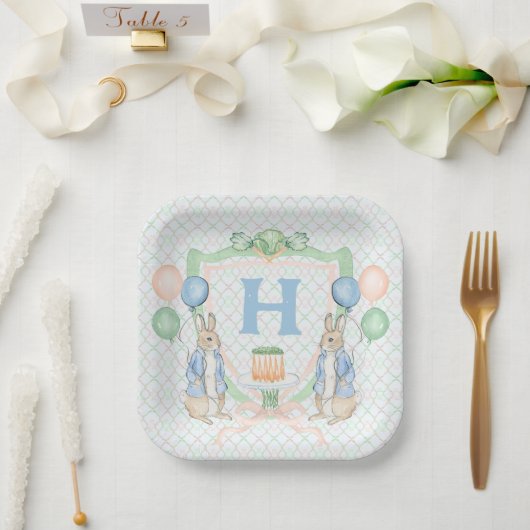Bunny Rabbit Spring Monogram Pappteller (Hochzeit)