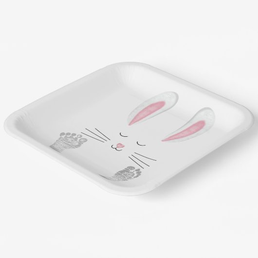 Bunny und Baby Footprints Pappteller (Gewinkelt)