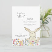 Bunny & Wildblumen farbenfrohe Babydusche Einladung (Stehend Vorderseite)