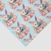 Bunny with a Garland of Roses Cute Pattern Seidenpapier (Ausschnitt)