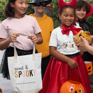 Bunt Süß Und Gruselig Frohes Halloween Tragetasche