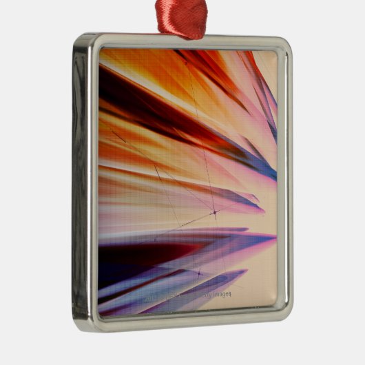 Bunte abstrakte Gegenstände gegen Weiß Silbernes Ornament (Rechts)