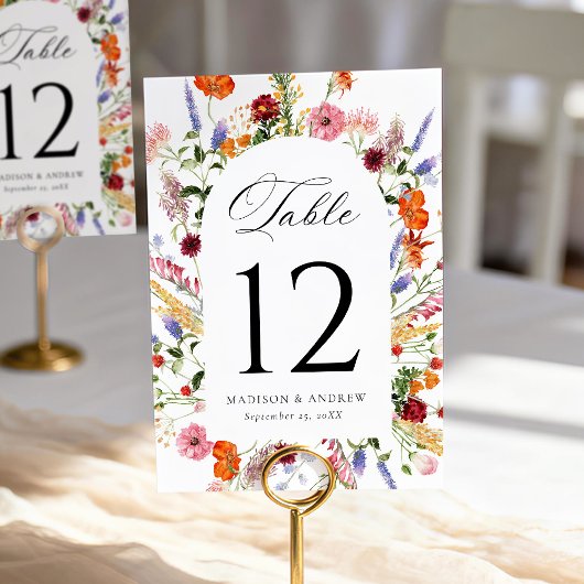 Bunte Aquarell-Wildblumen-Torbogen-Hochzeit Tischnummer