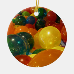 Bunte Ballons Party Design Keramikornament