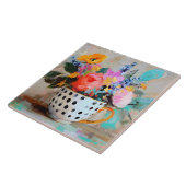 Bunte Blumen in einer Tasse mit Punkten Fliese (Seite)