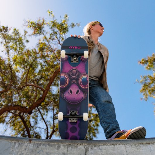Bunte Cartoon-Giraffe mit Steampunk-Brille Skateboard (Außen 1)