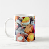 Bunte eingewickelte Taffysüßigkeit Kaffeetasse (Links)