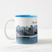 Bunte Gebäude Paradies-Insel-Bahamas Zweifarbige Tasse (Links)