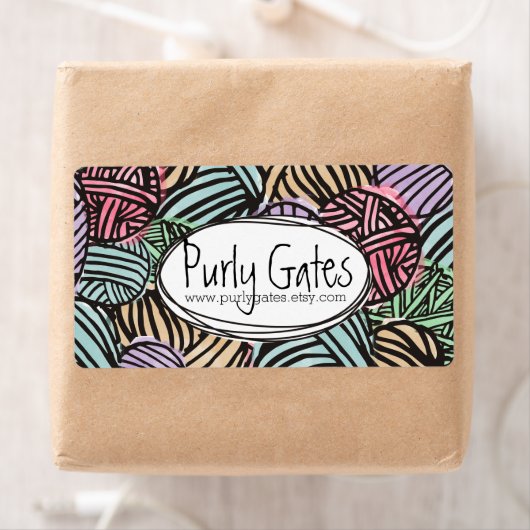 Bunte Gekritzelbälle der strickenden Häkelarbeit (Insitu)