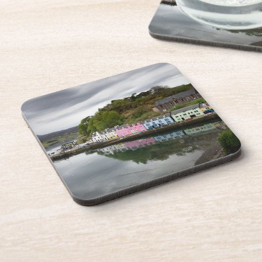 Bunte Häuser in Portree, Skye Getränkeuntersetzer (Linke Seite)