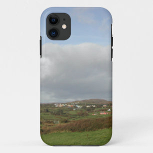 Bunte irische Dorf-Szene iPhone 11 Hülle