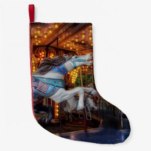 Bunte Karussellpferde und Karussell Kleiner Weihnachtsstrumpf