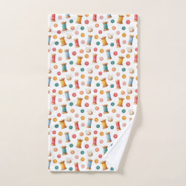 Bunte Knöpfe und Garne- Nähen- Muster Handtuch