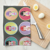 Bunte Kokeshi Puppen Handtuch (Viertel Falte)