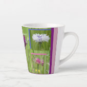 Bunte Kornblumen Collage Latte Tasse (Rechts)