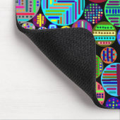 Bunte Kreise auf schwarzem Hintergrund Mousepad (Ecke)