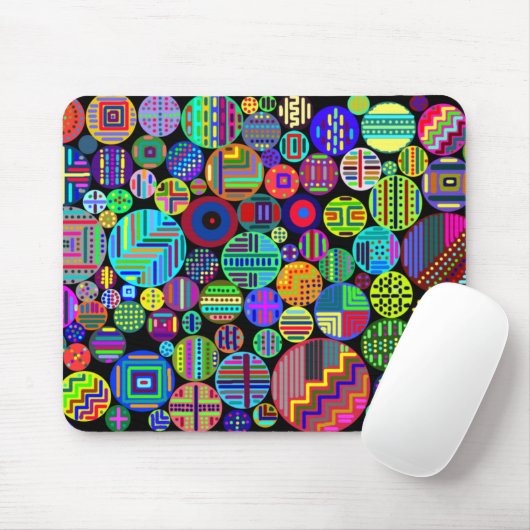 Bunte Kreise auf schwarzem Hintergrund Mousepad (Mit Mouse)