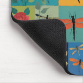 Bunte Libellen und Rosen Patchwork Mousepad (Ecke)