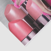 Bunte Lippenstifte u. Dame In High Heels Seidenpapier (Ausschnitt)