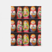 Bunte Matryoshka Puppen Fleecedecke (Vorderseite)