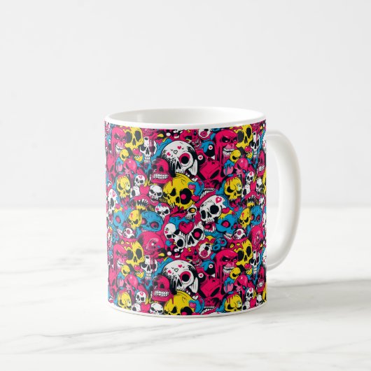 Bunte Monster und Skulpturen Halloween Kaffeetasse (VorderseiteRechts)