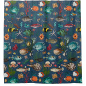 Bunte Ozeanien-Fische auf marineblauem Hintergrund Duschvorhang (Vorderseite)
