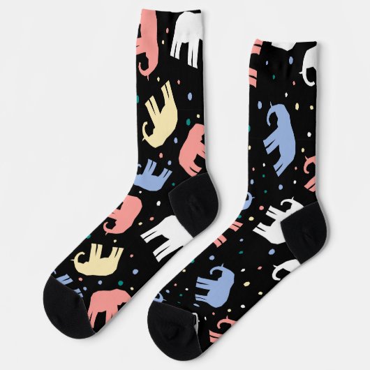 Bunte Pastell-Elefanten auf Schwarz Socken (Linkes Detail)