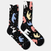 Bunte Pastell-Elefanten auf Schwarz Socken (Rechts)