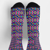 Bunte Socken mit einem lebendigen (Oben)