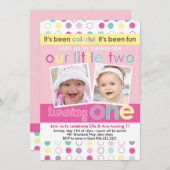 Bunte Spaß-Zwillings-Mädchen-erste Einladung (Vorne/Hinten)