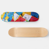Bunte tibetische Gebetsflaggen - Tibet Skateboard (Horizontal)