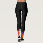 Bunte Zeichenstifte auf Schwarzem Leggings (Rückseite)