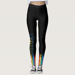 Bunte Zeichenstifte auf Schwarzem Leggings