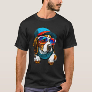 Bunter Beagle mit Sonnenbrille und Mütze T-Shirt