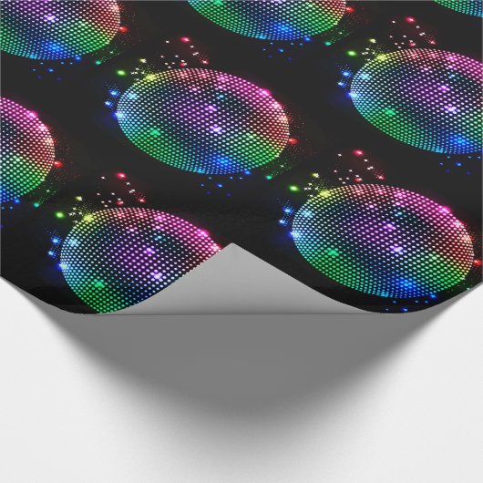 Bunter Disco-Ball auf schwarzem Geschenkpapier (Ecke)