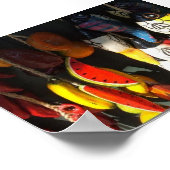 bunter Fisch und Obst auf dem Markt Poster (Ecke)