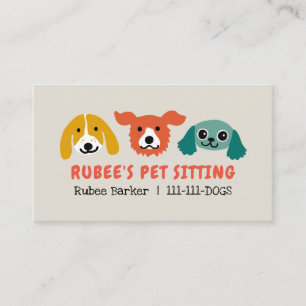 Bunter Hund stellt niedliches Haustier-sitzenden Visitenkarte