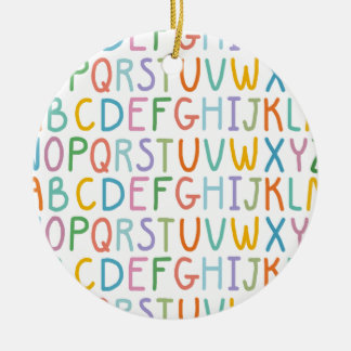 Buntes ABCs Keramikornament